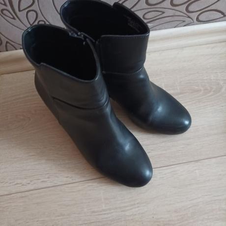 Členkove cizmy, baťa,38