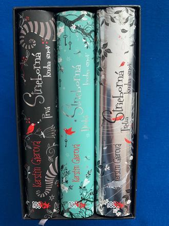 Strieborna kniha snov, 