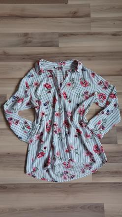 Kvetovaná blúzka,  košeľa, stradivarius,s