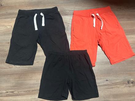Kraťasy 2ks, lindex,134