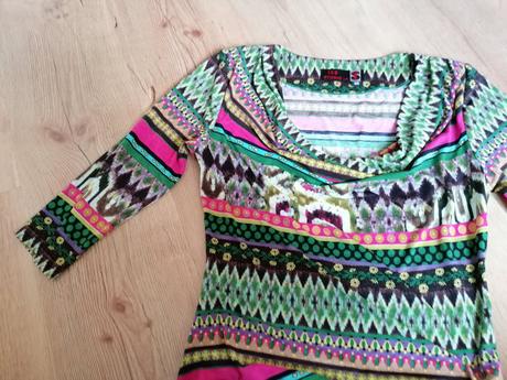 Farebné ľahké šaty, 38