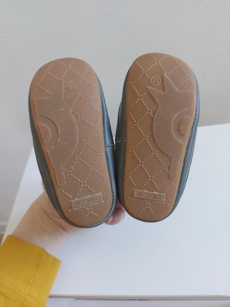 Zimne barefoot capacky old soles, 23