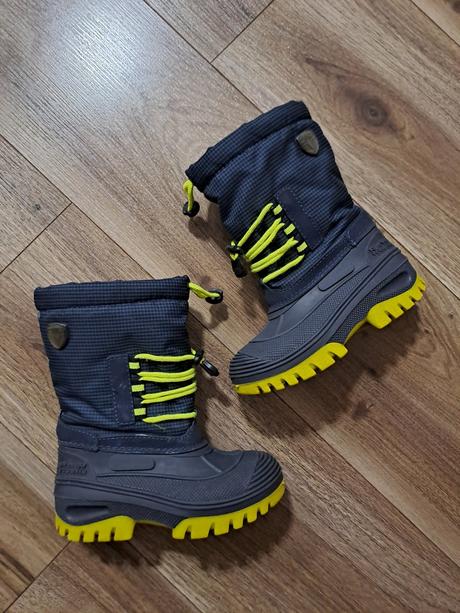 Krásne zimné čižmy cmp, 28