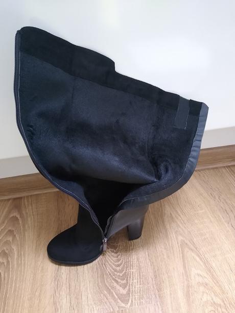 Cierne vysoke cizmy vel.37, 37