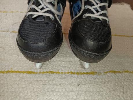 Korčule na ľad, 30