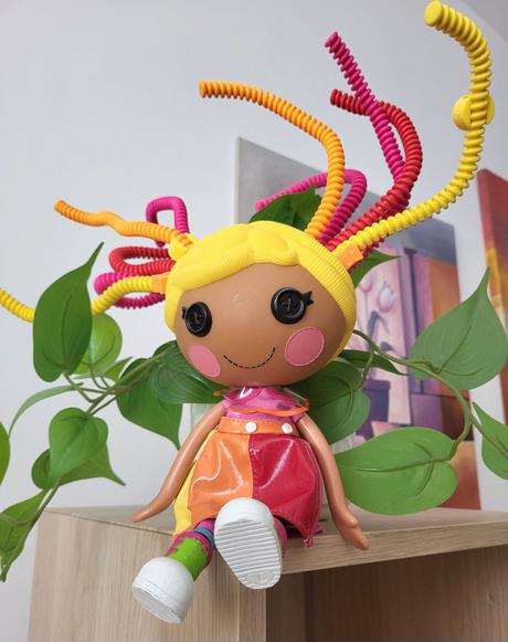 Bábika lalaloopsy silly hair april sunsplash,