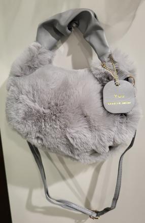 Kožušinková kabelka  - sivá, 