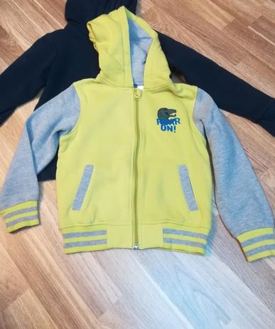 Mikina dino č.110/116, lupilu,110