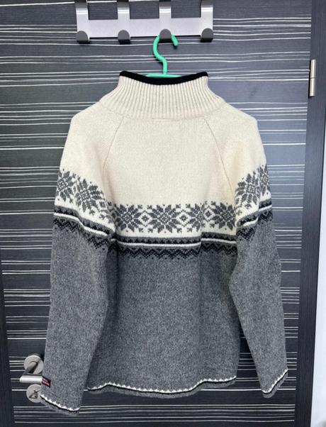Vlnený zimný sveter, xs