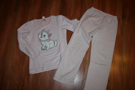 Teplé pyžamo disneey 122/128, c&a,122