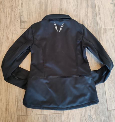 Pekná softshellka, crivit,s