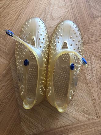 Topánky do vody, 27