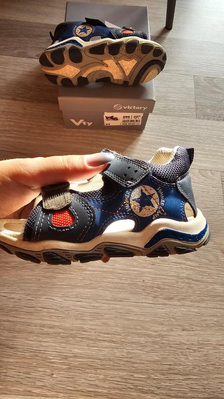 Letné sandelky, victory,23