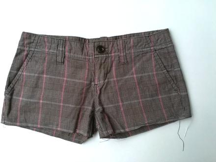 Krátke nohavice, 176