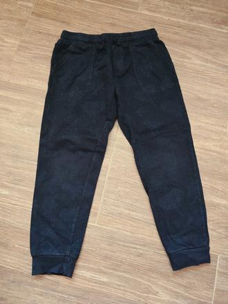 Tepláky č.122, 122