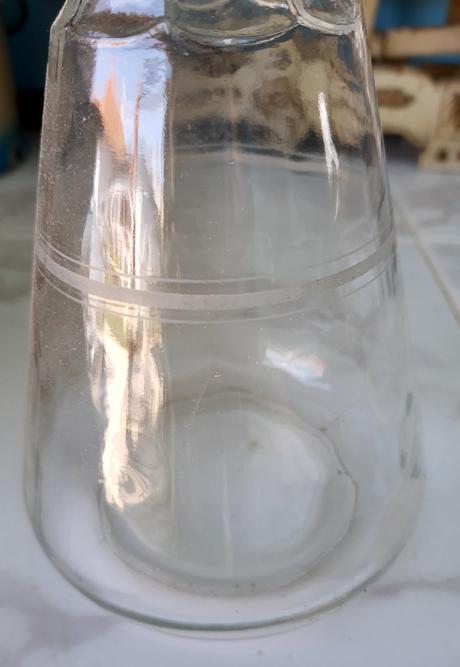 Karafa výška 27cm,