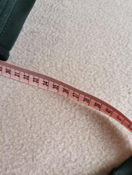 Samodrziaca podprsenka, 80b