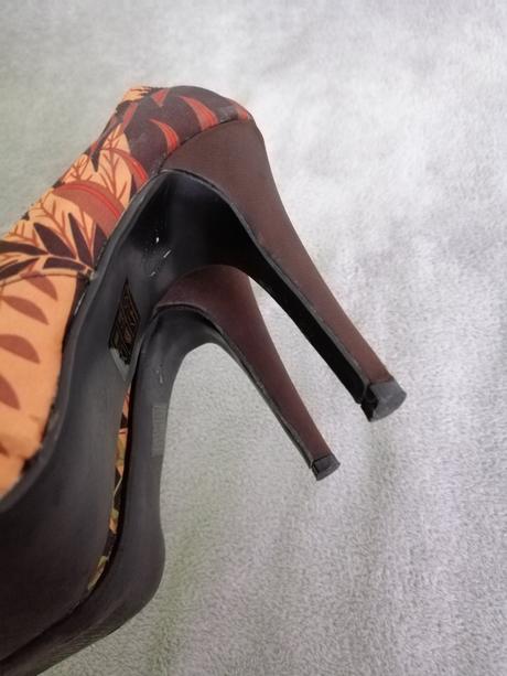 Saténové lodičky, 39