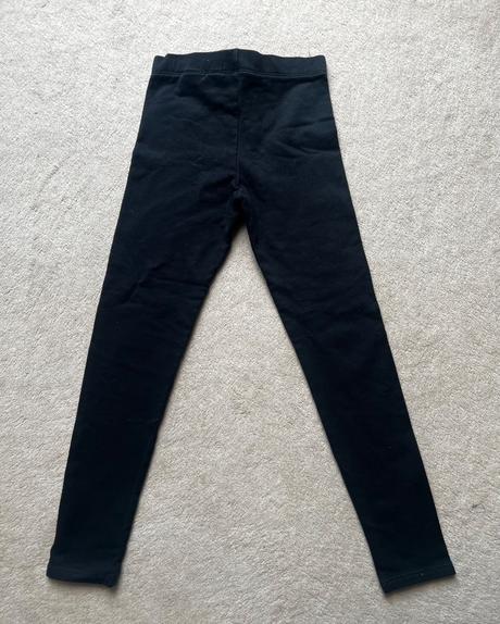 Zateplené čierne legíny so srdiečkami na kolenách, h&m,128