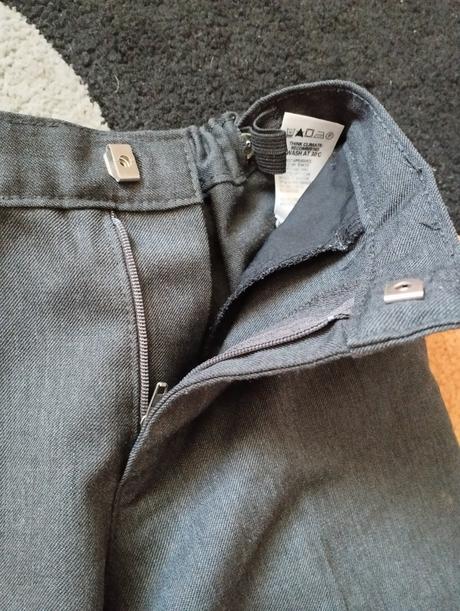 Sviatočné nohavice 6-7 r., marks & spencer,122