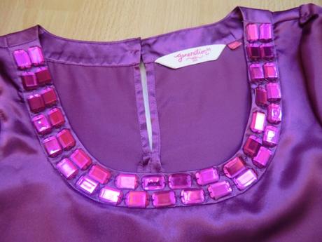 Saténové šaty - raz oblečené, 158