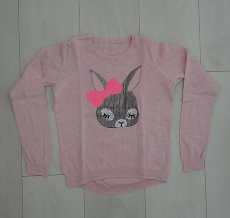 Svetríky s trblietkami, 134