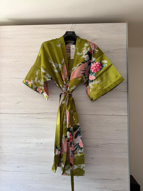 Satenovy zupan / kimono, l / m / s / xs