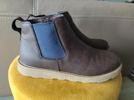 Kožené kotníkové topánky, 33