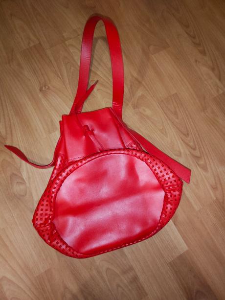 Estee lauder kabelka, 