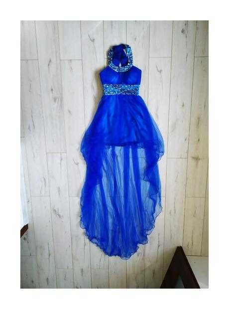 Šaty s vlečkou, xs