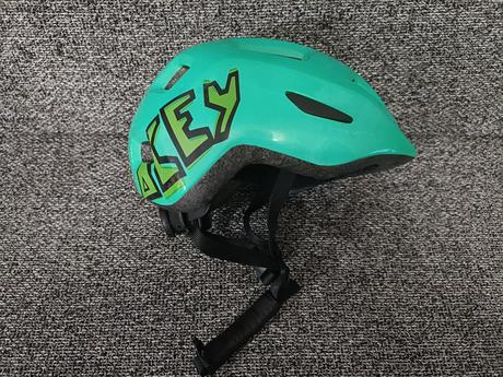 Cyklistická prilba kellys, s