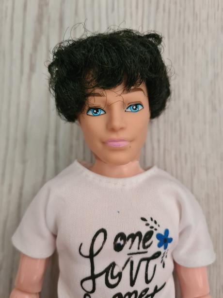 2x barbie ken,