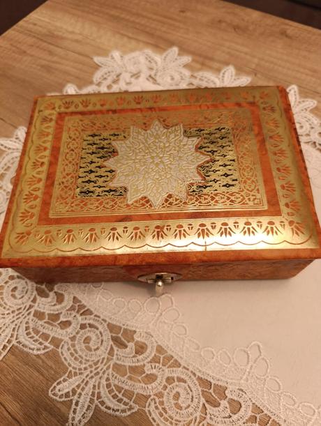 Hrajúca šperkovnica, 