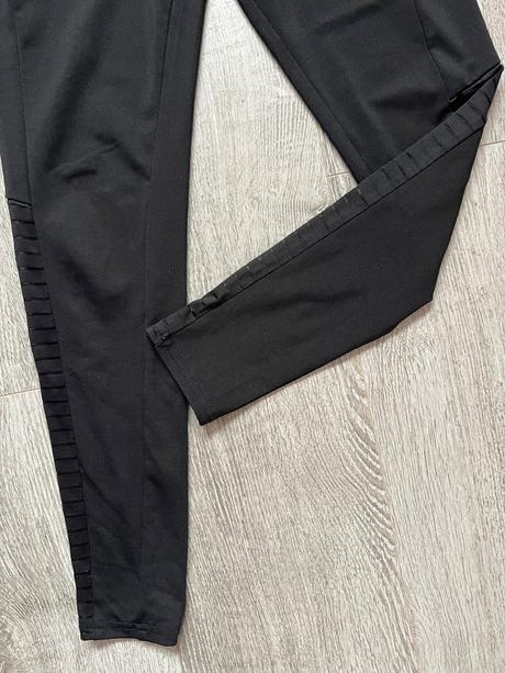 Sportove leginy, 146