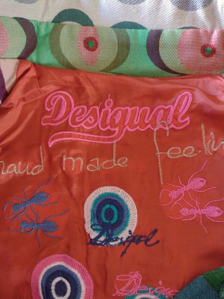 Plášť zn. desigual., desigual,40
