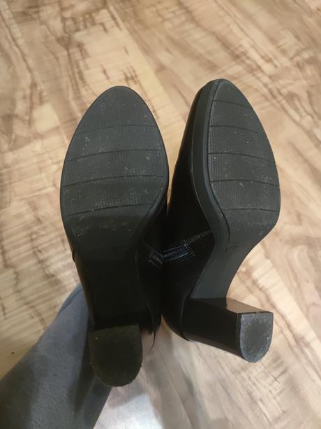 Kvalitné kožené čižmičky veľkosť 38, 38