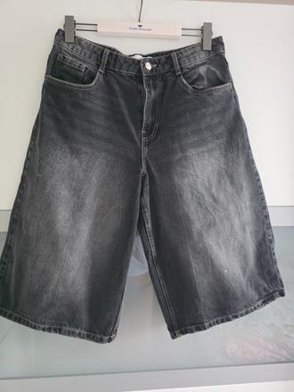 Buggy kratasy bermudy, bershka,l
