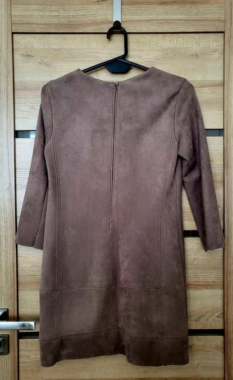 Šaty efekt semišu/ jelenice, 34