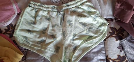 Šortky 2x, 146., f&f,146