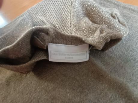 Jemné pletené šaty, 104