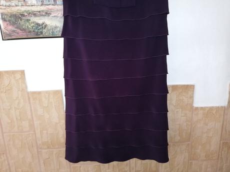 Spoločnenské šaty 42, 42