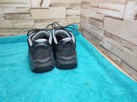 Lowa 38 - dámske kožené gore-tex topánky, lowa,38