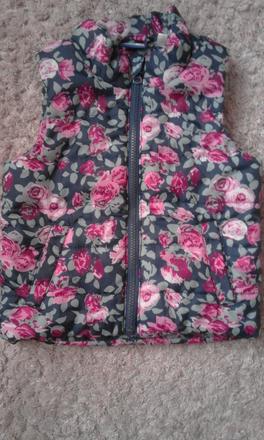 Kvetovaná vestička, lupilu,92