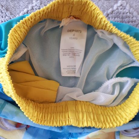 Plavky 110 miniones, 104