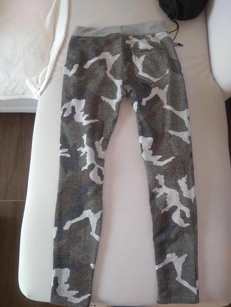 Dámske tepláky  s, s