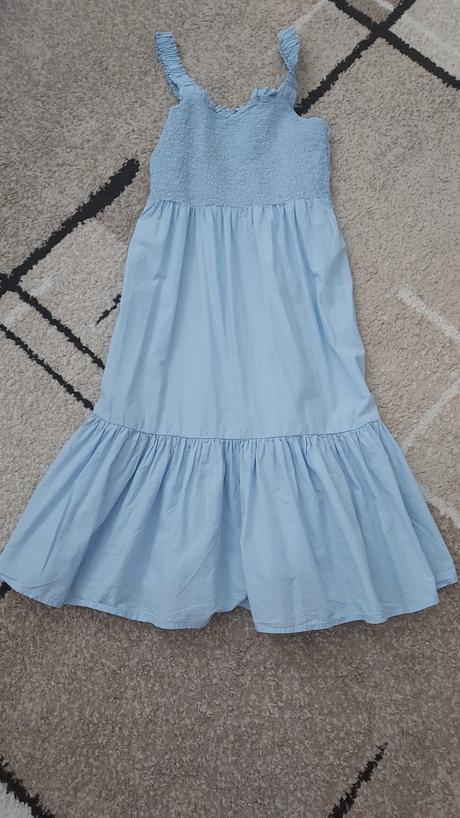 Lahucke saty, h&m,140