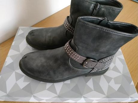 Čižmy - prechodné, baťa,36