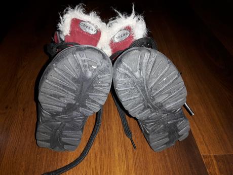 Teplucke cizmicky, 23