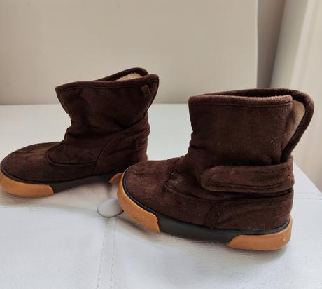 Čižmičky prechod, h&m,18