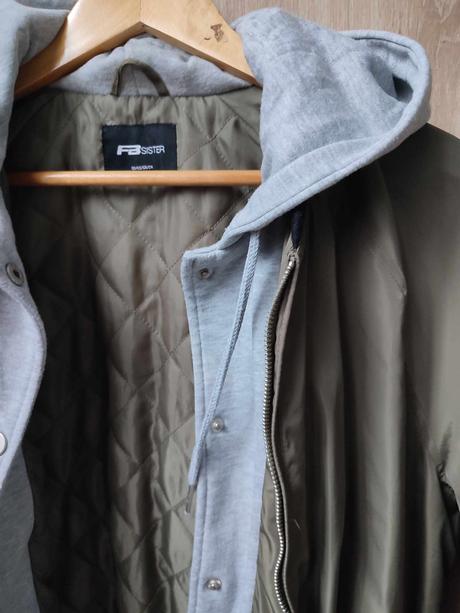 Dámska prechodná bunda / bombera, l